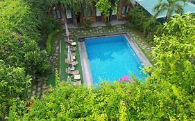 Tam Coc Village Bungalow